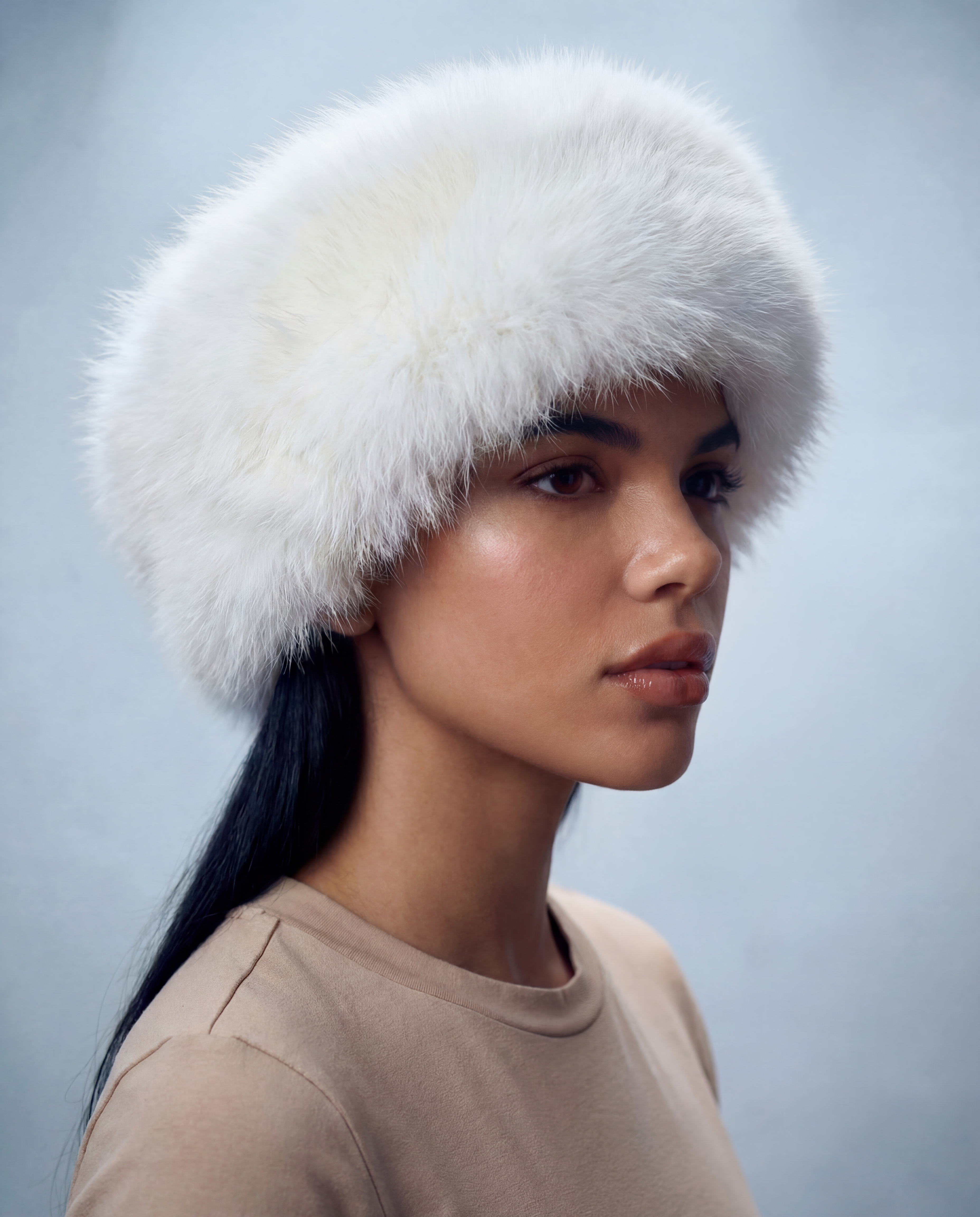 Le Valmont blanc Toque en fausse fourrure vegan