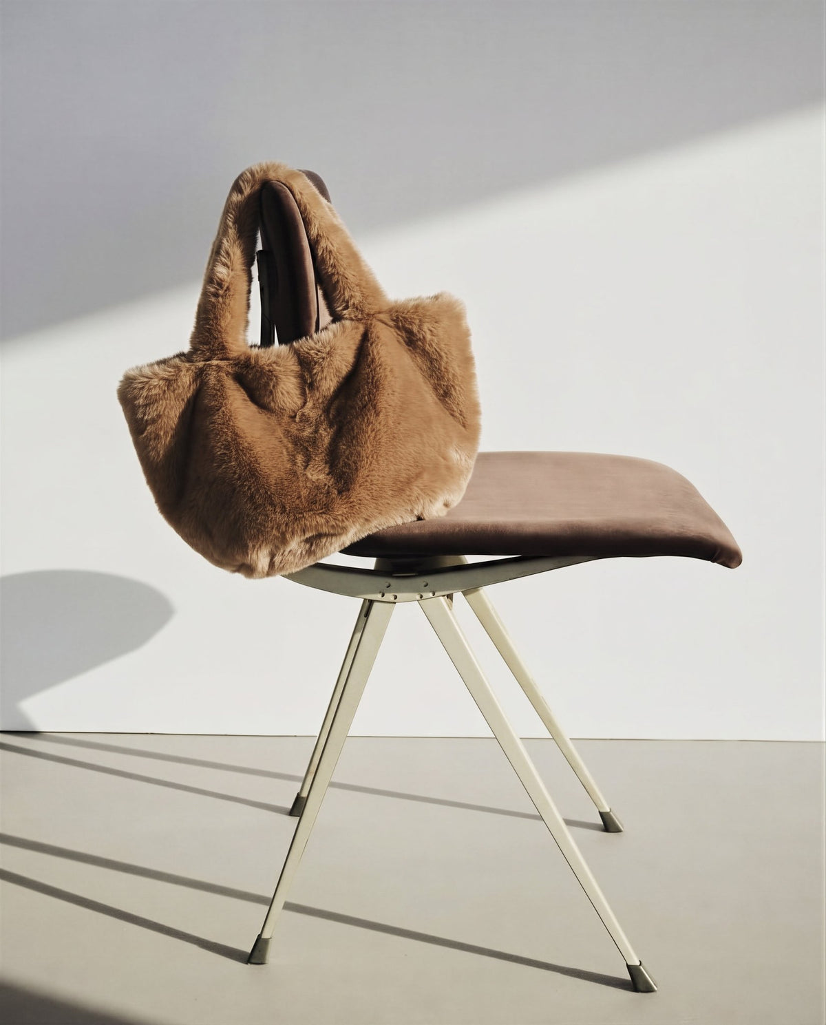 Le Valois – Sac femme en fourrure vegan - Maison Quivernay