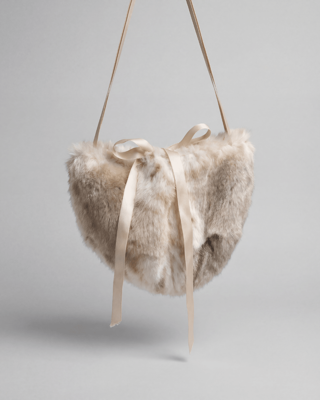 Le Vaneau Mini – Sac en fourrure vegan - Maison Quivernay